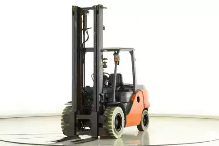 Diesel heftrucks 2018  Toyota 8-FD-45-N (1)