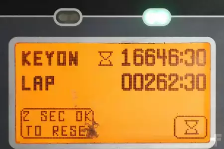 Eléctrica de 4 ruedas 2015  Toyota 8-FBMT-45 (4)