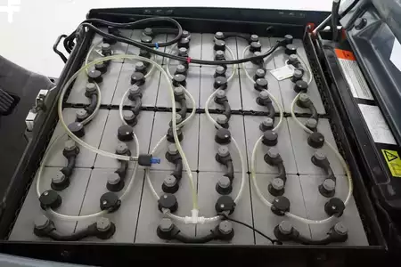 Elektrisk- 4 hjul 2016  Toyota 8-FBM-18-T (3)