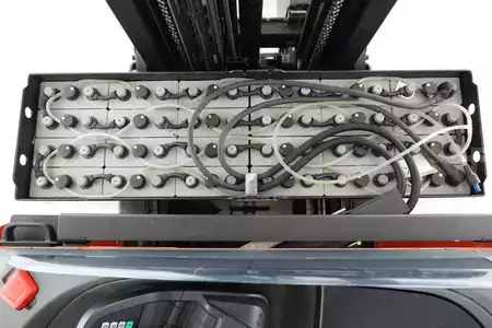 Chariots à mât rétractable 2019  Toyota RRE-140-HE (3)