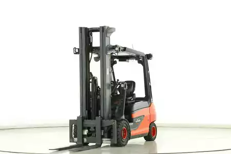 Carrelli elettrici 4 ruote 2018  Linde E-30-R-01 (387) (1)