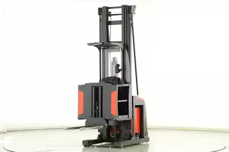 Plocktruckar horizontal 2018  Linde V (5213) (1)