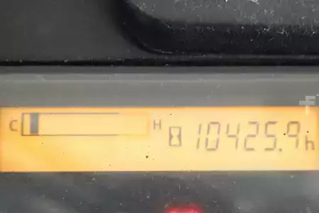 Chariots élévateurs diesel 2015  Cesab M-318-D (4)