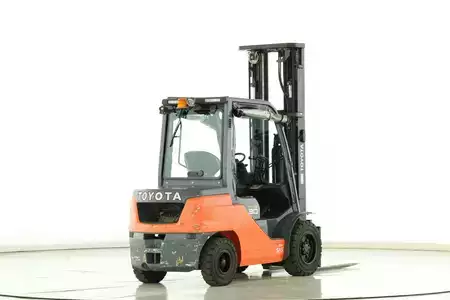 Dieseltrukki 2021  Toyota 52-8-FDF-30 (2)