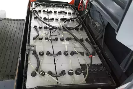 4-wiel elektrische heftrucks 2016  Toyota 8-FBMHT-85 (4)