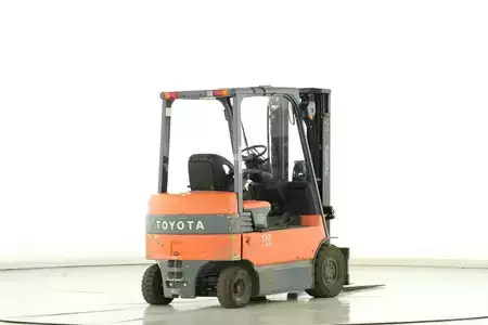 4-wiel elektrische heftrucks 2007  Toyota 7-FBMF-25 (2)