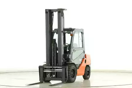 Empilhador diesel 2014  Toyota 02-8-FDJF-35 (1)