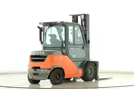 Carretilla elevadora diésel 2019  Toyota 40-8-FD-45-N (2)