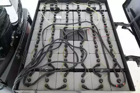 Carrelli elettrici 4 ruote 2021  Kalmar ECG-80-6 (3)
