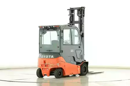 Sähkö - 4 pyör 2021  Toyota 8-FBMT-30 (2)