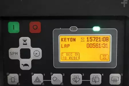 Sähkö - 4 pyör 2021  Toyota 8-FBMT-30 (4)