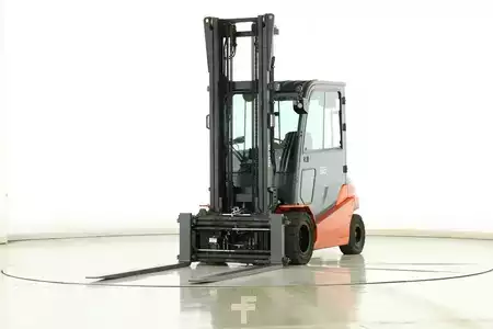 Elektro čtyřkolový VZV 2021  Toyota 8-FBMT-50 (1)