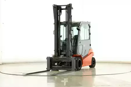 Sähkö - 4 pyör 2021  Toyota 8-FBMT-50 (1)