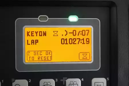 Eléctrico - 4 rodas 2015  Toyota 8-FBMT-25 (4)