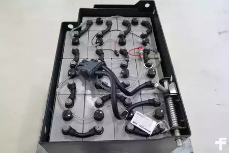 Carretilla de carga lateral 2019  Combilift CBE-3000 (4)