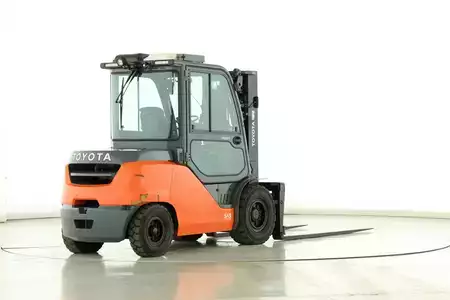 Diesel truck 2020  Toyota 40-8-FD-50-N (2)