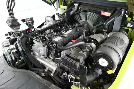 Chariots élévateurs diesel 2024  Clark GTS-25-D (3)