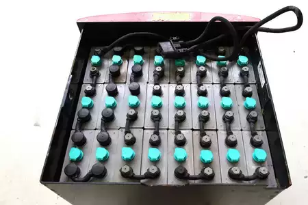 VZV pro práci v úzk.uličkách-retrakt 2019  Flexi AC-1000 (3)