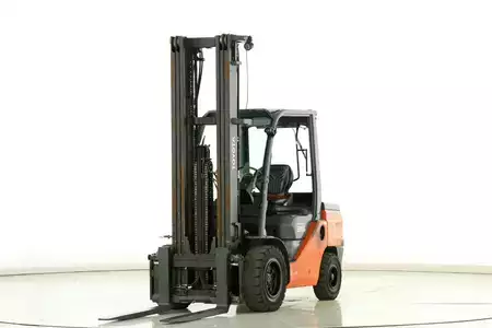 Dieseltrukki 2020  Toyota 52-8-FDJF-35 (1)