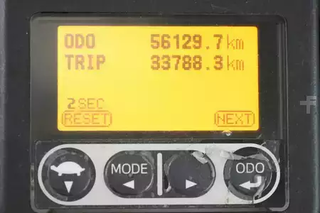 Empilhador a gás 2016  Toyota 8-FG-45-N (5)