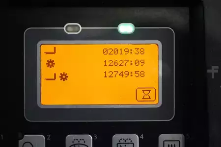 Eléctrica de 3 ruedas 2017  Toyota 8-FBE-16-T (5)