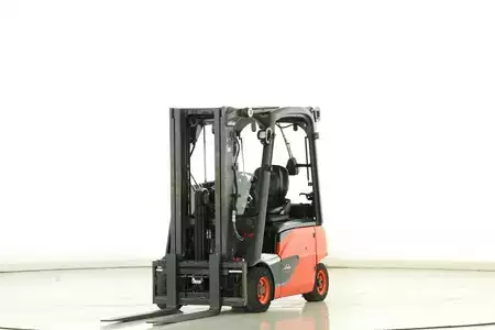 Elektryczne 4-kołowe 2020  Linde E-16-P-02 (386) (1)