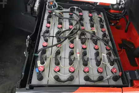 Carrelli elettrici 3 ruote 2021  Linde E-16-02 (386) (3)