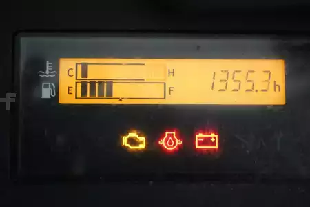 Diesel gaffeltruck 2018  Toyota 40-8-FD-80-N (4)