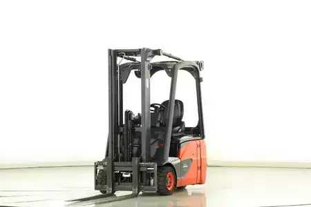 3-wiel elektrische heftrucks 2019  Linde E-15-02 (386) (1)