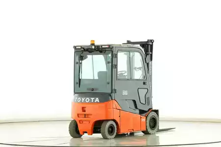 Chariots électriques à 4 roues 2017  Toyota 8-FBMT-35 (2)