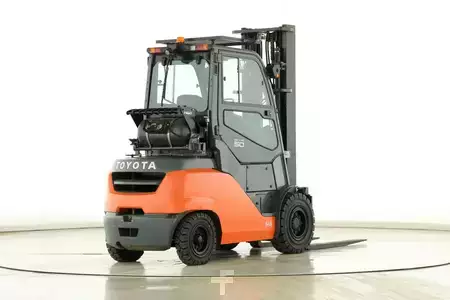 Nestekaasutrukki 2019  Toyota 8-FG-50-N (2)
