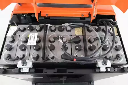 Tahač 2021  Toyota TSE-300 (3)