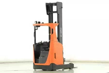 Chariots à mât rétractable 2018  Toyota RRE-140-H (2)