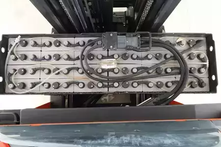 Chariots à mât rétractable 2018  Toyota RRE-140-H (3)