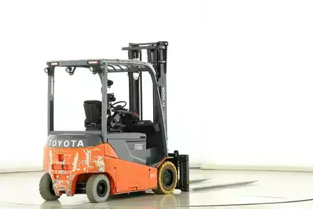 Elektro čtyřkolový VZV 2019  Toyota 8-FBMT-35 (2)