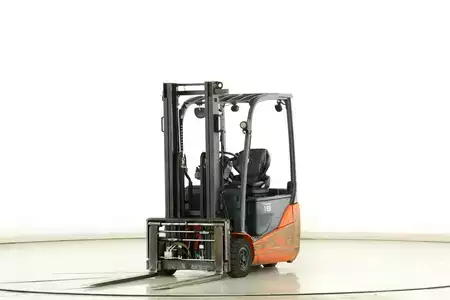 El Truck - 3-hjul 2019  Toyota 8-FBE-18-T (1)