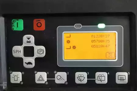 Chariots électriques à 4 roues 2019  Toyota 8-FBM-16-T (5)