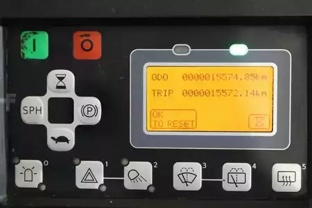 Chariots électriques à 4 roues 2019  Toyota 8-FBM-16-T (6)
