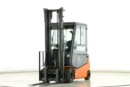 Eléctrico - 4 rodas 2020  Toyota 8-FBMT-25 (1)