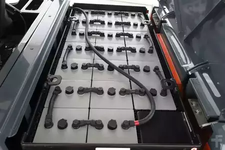 Eléctrico - 4 rodas 2014  Toyota 8-FBMHT-70 (6)