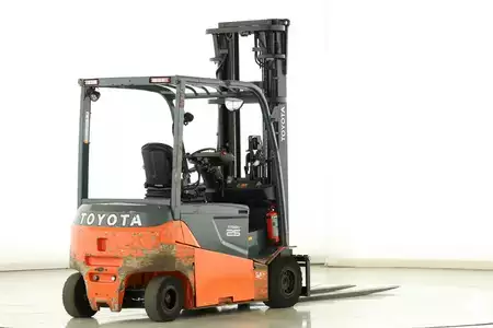 Eléctrico - 4 rodas 2019  Toyota 8-FBMT-25 (2)