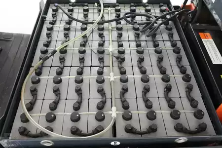 Eléctrico - 4 rodas 2019  Toyota 8-FBMT-25 (3)