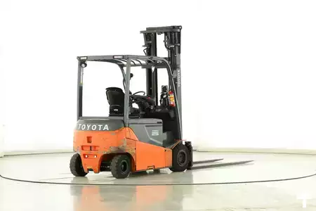 Eléctrico - 4 rodas 2019  Toyota 8-FBMT-25 (2)