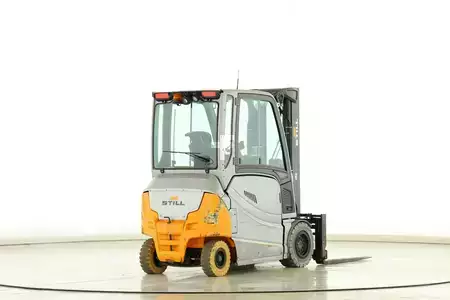 4-wiel elektrische heftrucks 2020  Still RX-60-30 (2)
