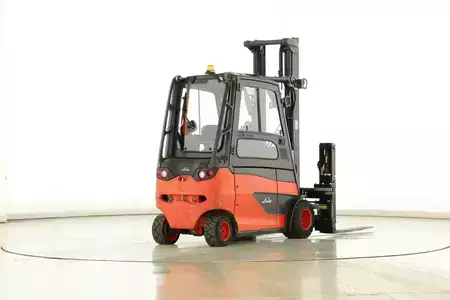 Sähkö - 4 pyör 2016  Linde E-35-HL-01 (387) (2)