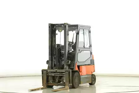 4-wiel elektrische heftrucks 2012  Toyota 7-FBMF-25 (1)