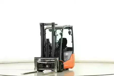 Sähkö - 3 pyör 2020  Toyota 8-FBE-20-T (1)