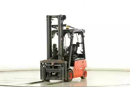 4-wiel elektrische heftrucks 2012  Linde E-16-P-01 (386) (1)