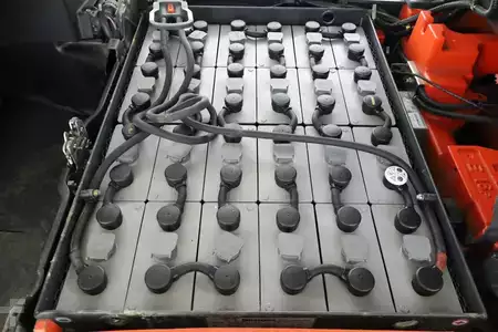 4-wiel elektrische heftrucks 2012  Linde E-16-P-01 (386) (3)