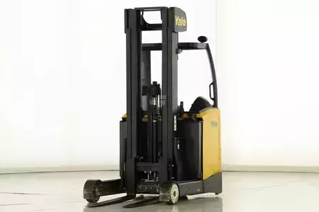 Carrelli retrattili 2019  Yale MR-20 (1)